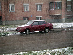 В Ставрополье выпал необычный розовый снег