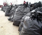 Возле памятника Татищеву собрали 60 мешков мусора