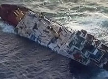 У Ормузского пролива взорвался японский танкер Mitsui