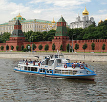 Температура воды в Москва-реке такая же, как в Черном море