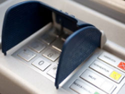 ВТБ упростил бесконтактное снятие наличных в своих банкоматах
