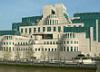 Британским разведчикам МИ-6 в Лондоне отправили две посылки с бомбами 