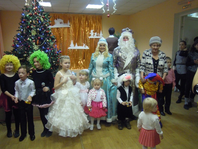 Депутат Пензенской городской Думы Владимир Сухов оказал помощь в организации новогоднего праздника для детей